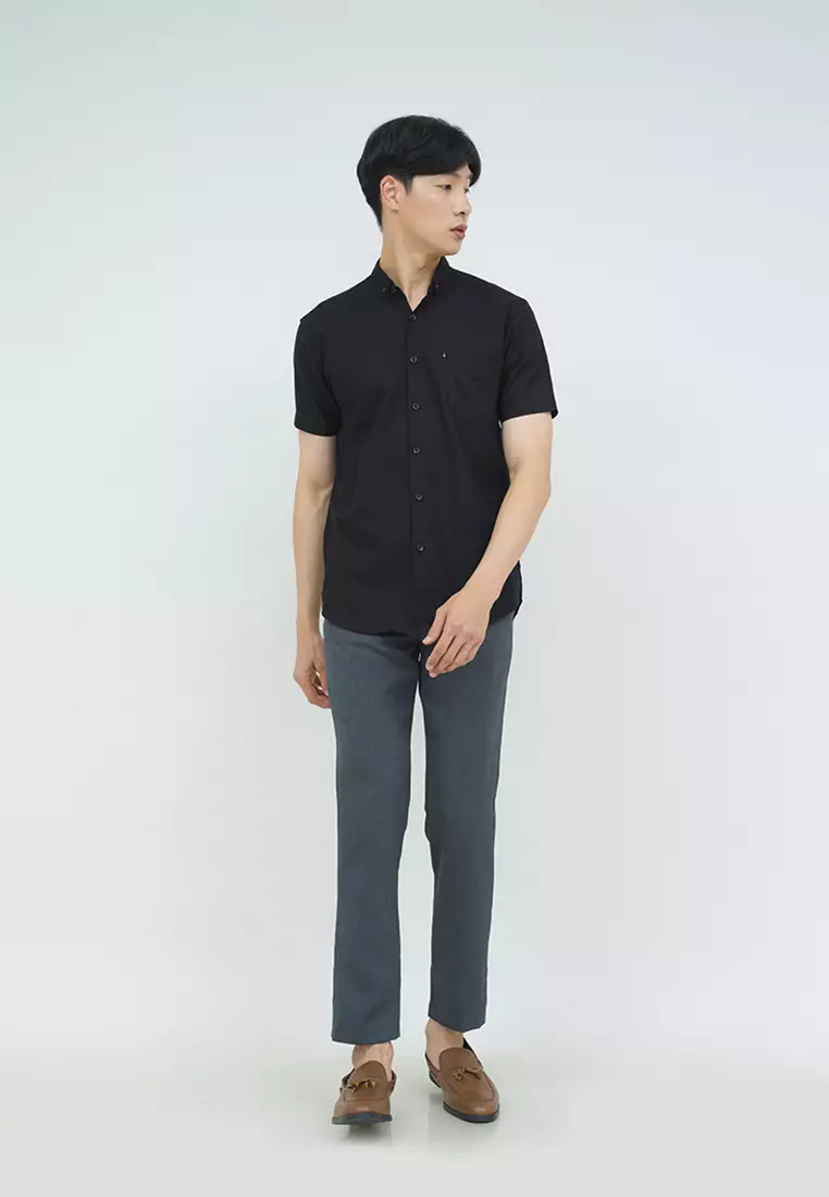 Kemeja lengan pendek pria formal slim fit black houseofcuff