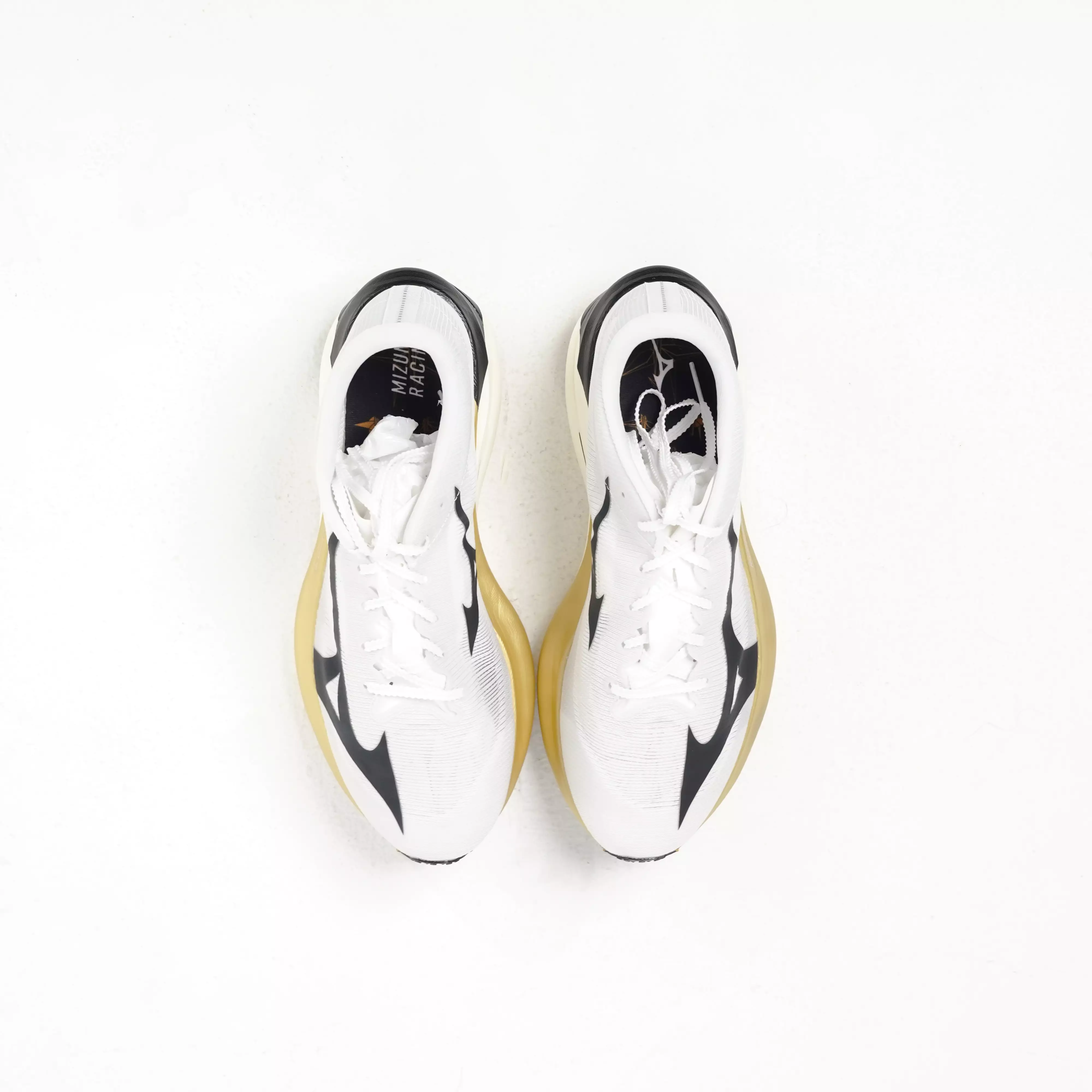 Sepatu MIZUNO HYPERWARP PRO GOLD WHITE SNEAKER 100% ORIGINAL