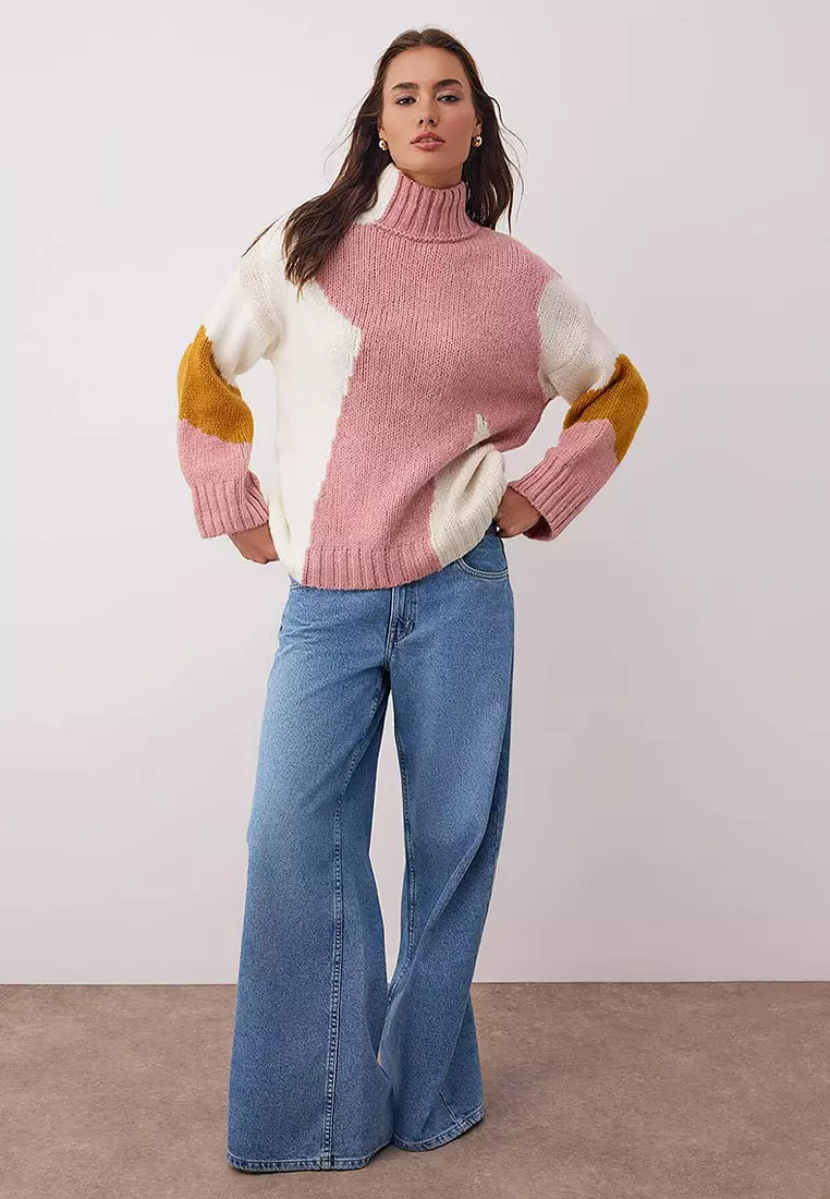 Soft Texture Color Block Wide Pattern Knitwear Sweater