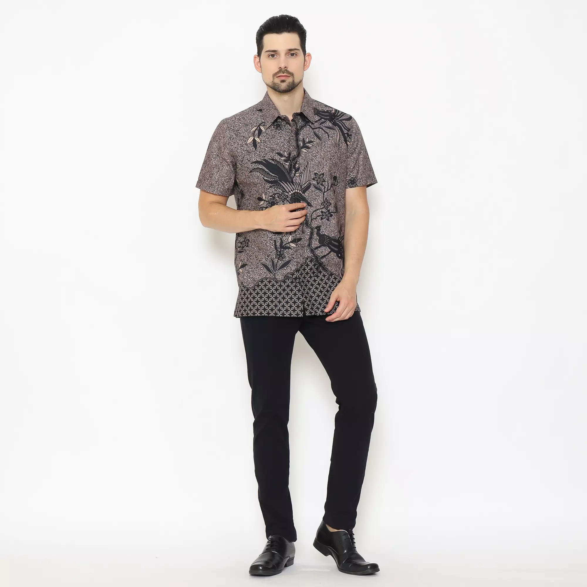 MAGINOT BATIK FURING EXCLUSIVE VERKHA Batik FURING EXCLUSIVE Pria Slim Fit Lengan Pendek