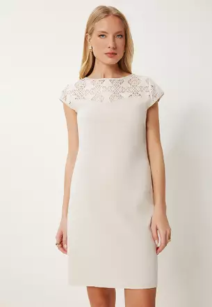 Buy Lace Dresses Online | Sale Up to 90% @ ZALORA Singapore