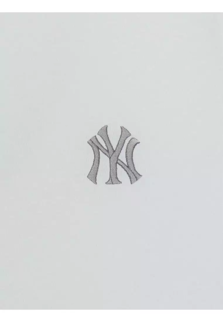 BASIC COMFORTABLE FIT T-SHIRTS NEW YORK YANKEES