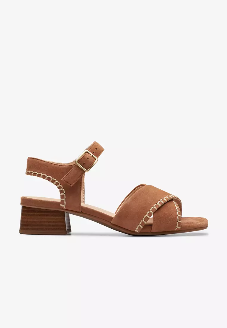 Discount on Clarks  shoes - SKU: Serina35 Cross Heeled Sandals Tan