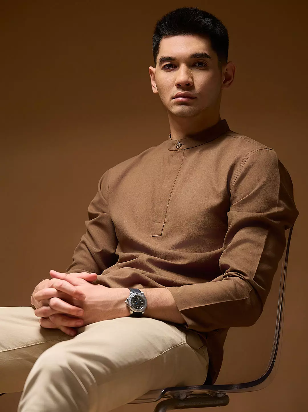 OXCON Kemeja koko Tangan Panjang Collarless Azfar Brown