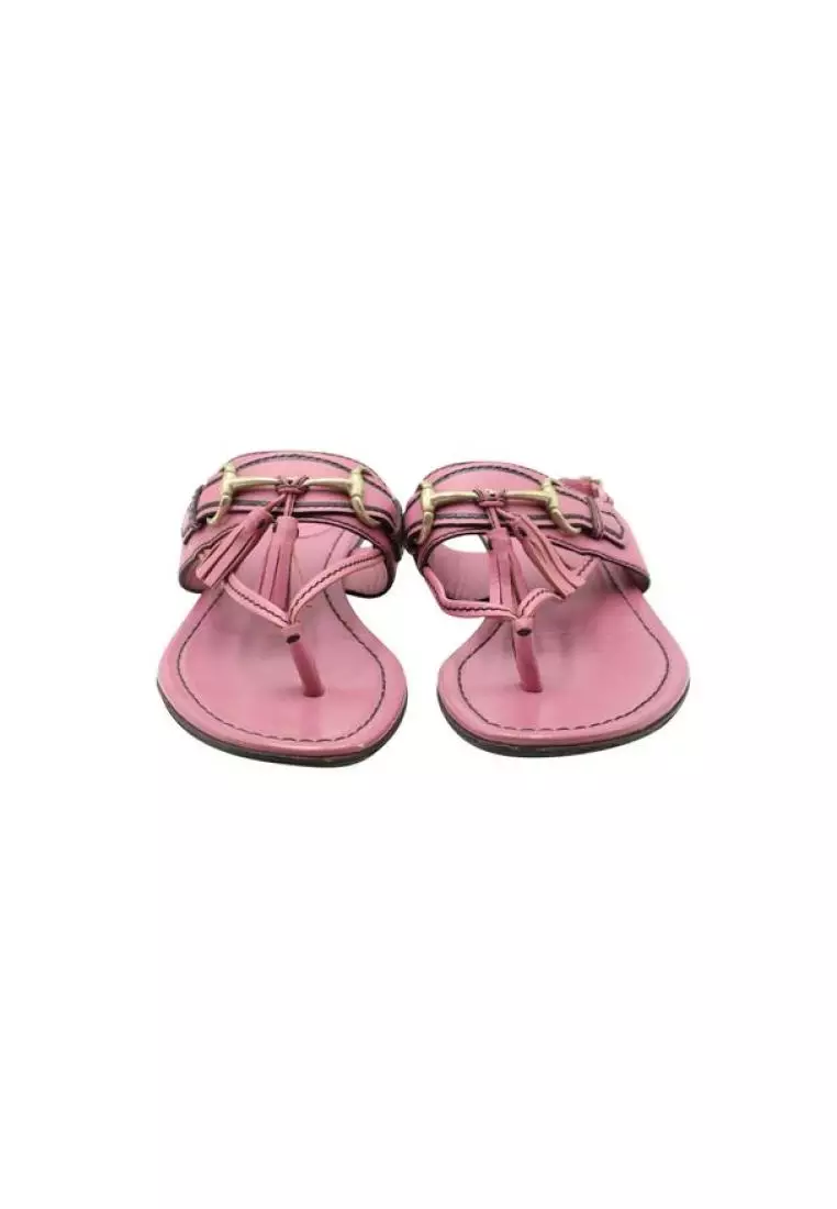 Gucci pink outlet thong sandals