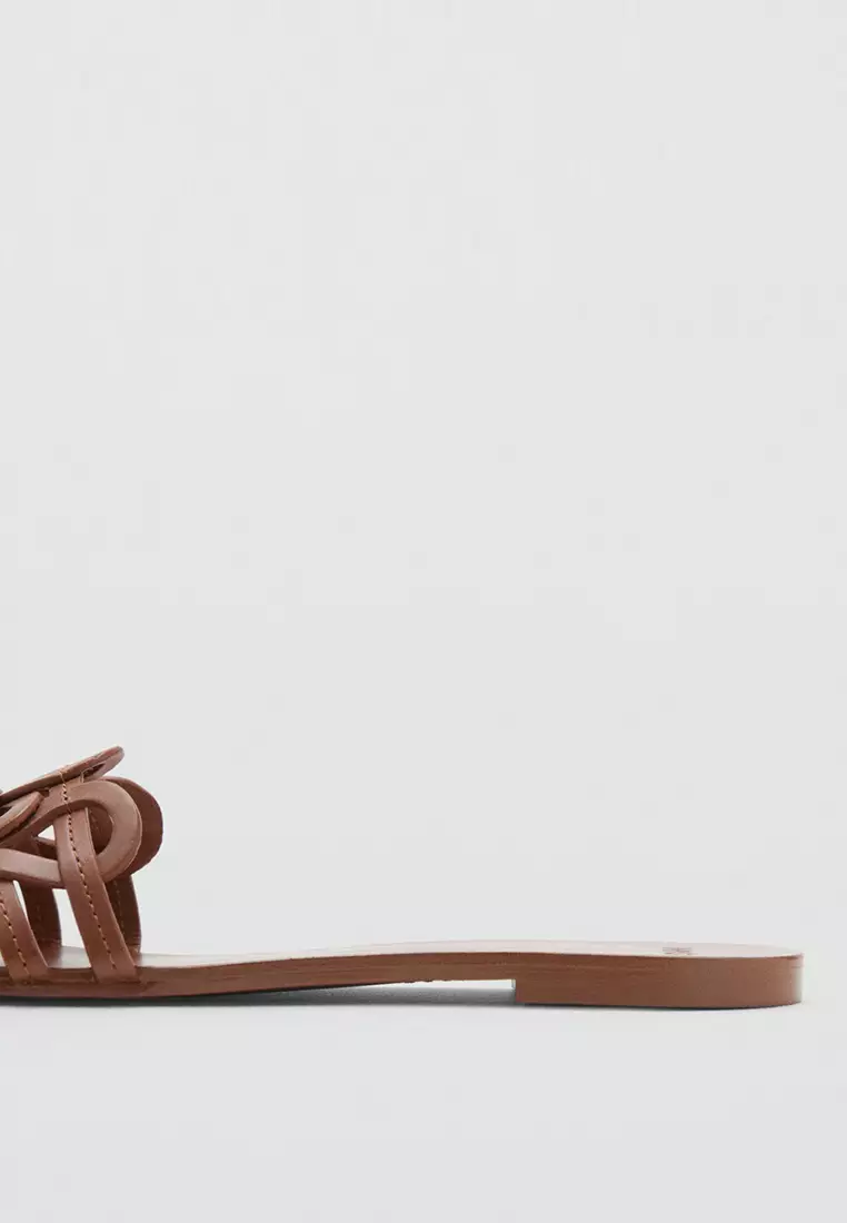Leather Sandals with Intertwined Strap