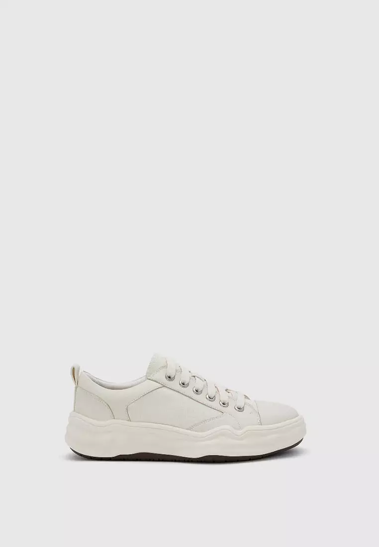 Discount on Urban Revivo  shoes - SKU: Platform Round Toe Sneakers