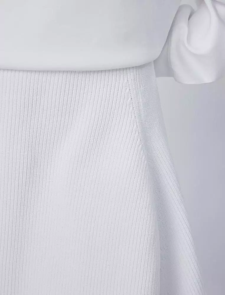 A-Line Short Waist Skirt