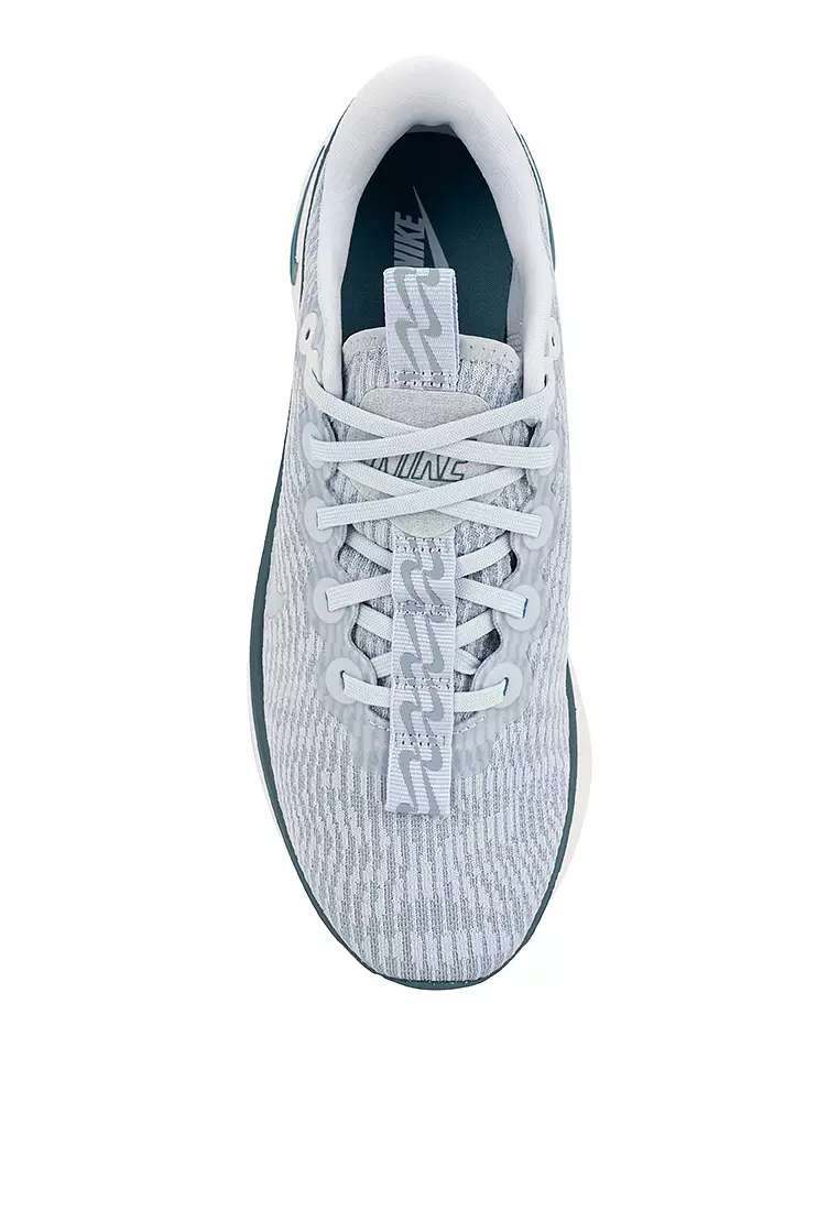 Motiva Walking Shoes