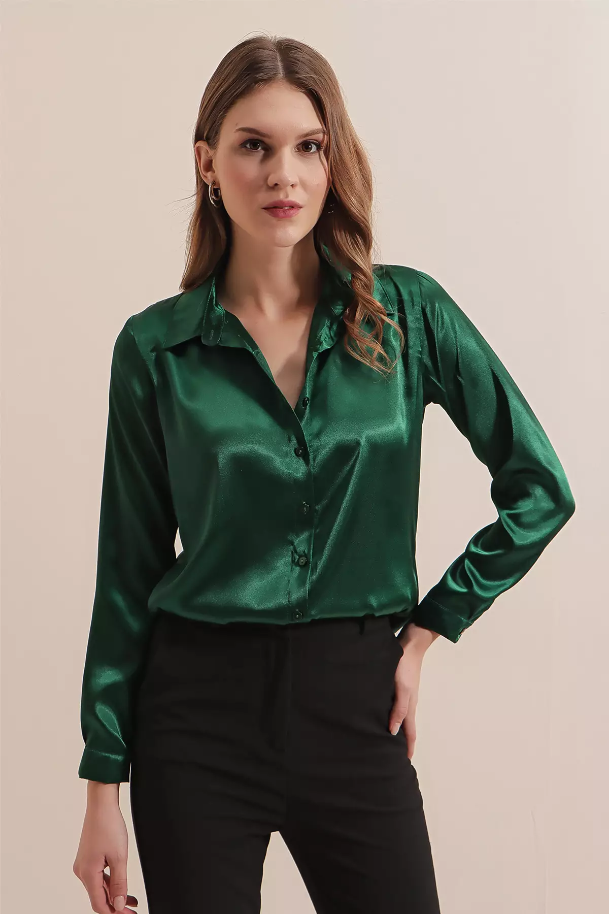 Long Sleeves Collared Shirt