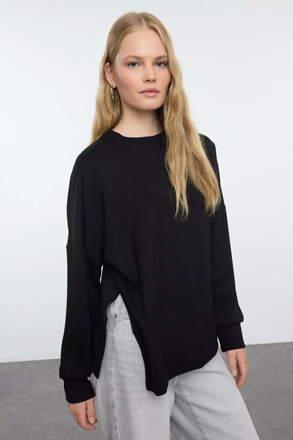 Slits Detail Sweatshirt