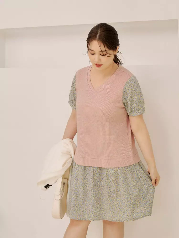 雲朵自訂款-假兩件華夫格V領泡泡袖洋裝《DA10031》