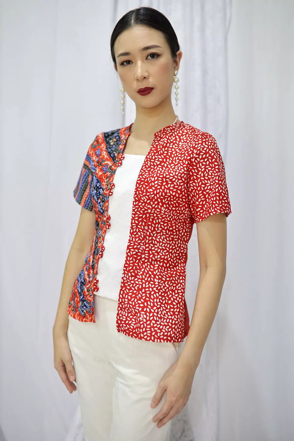 Anglaina Lasem Beras Tumpah Merah Kebaya Batik