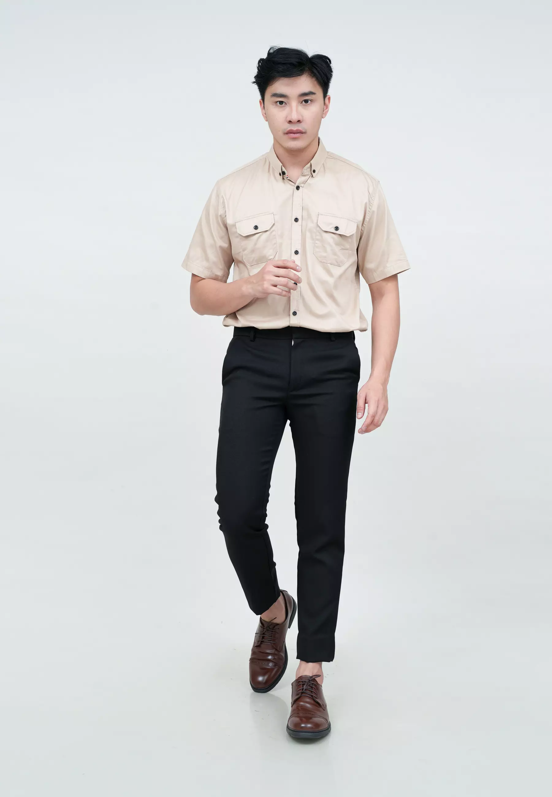 Houseofcuff Kemeja Lengan Pendek Pria Slim Fit Double Pocket Krem