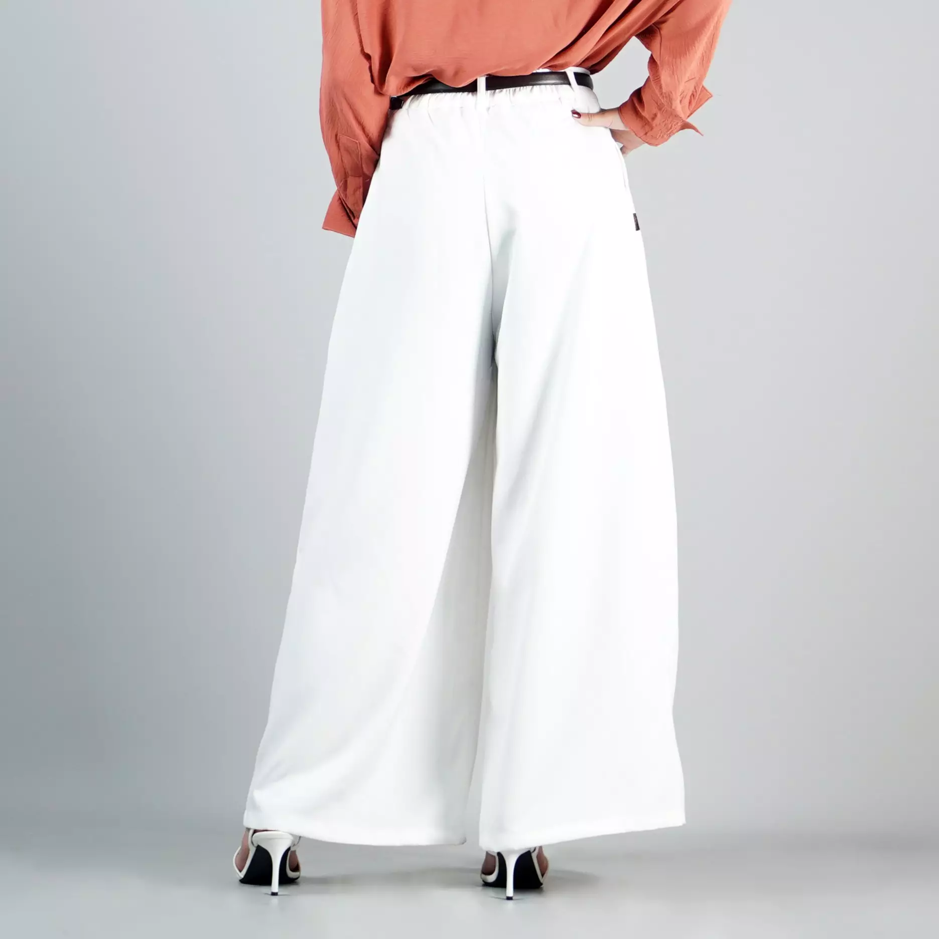 LENA PANTS Cullote Pants Baggy Pants Celana Kulot Baggy Wanita Gaya Korea - PUTIH