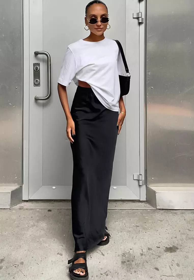 Buy Sunnydaysweety Black skirt French satin drape fishtail skirt