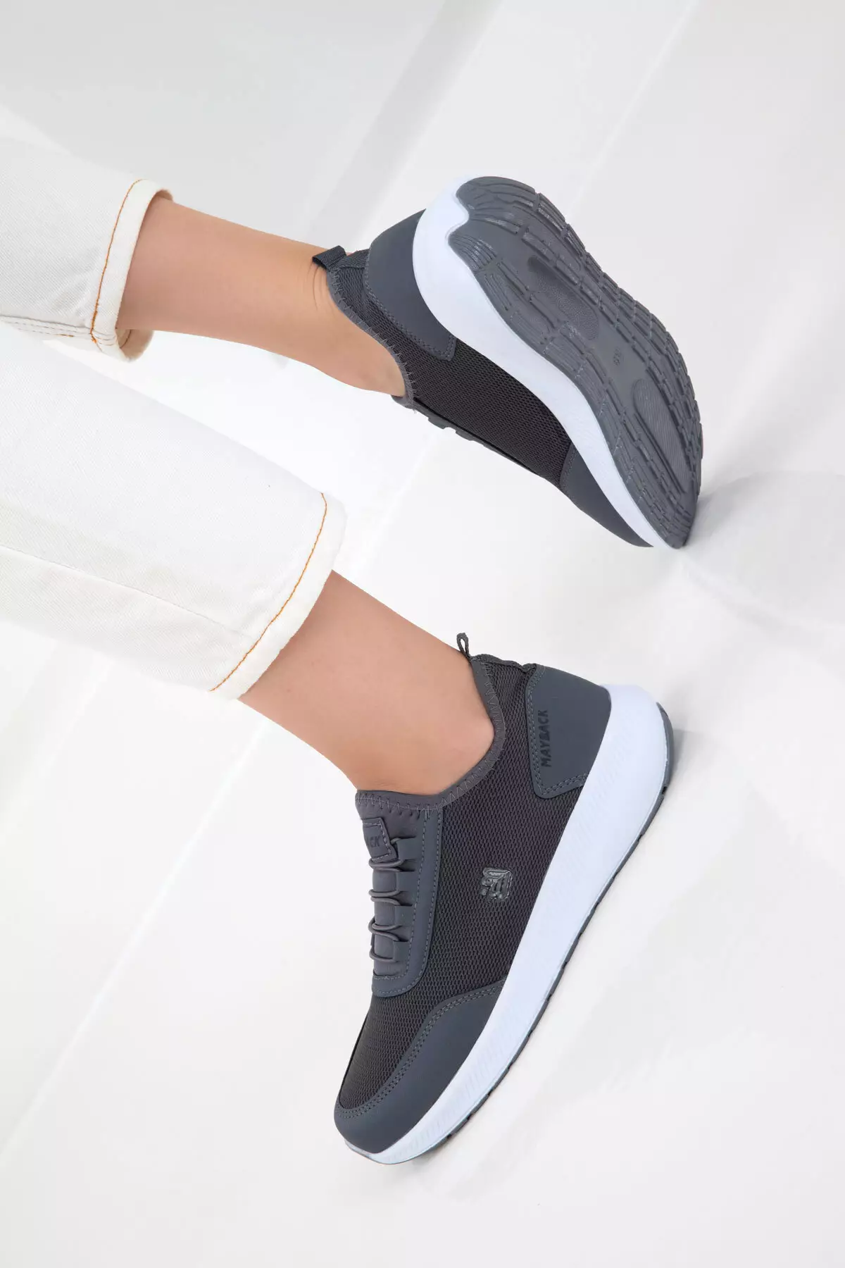Smoked Women's Sneaker 20779