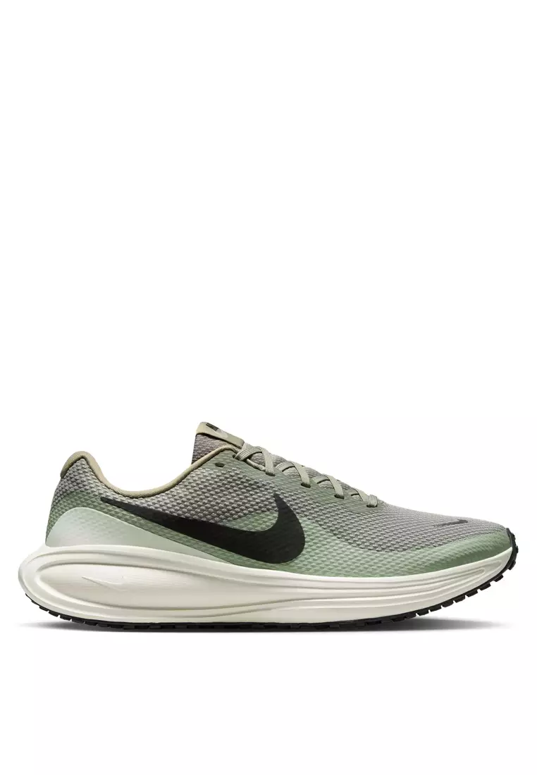 Revolution 8 Road Running Shoes