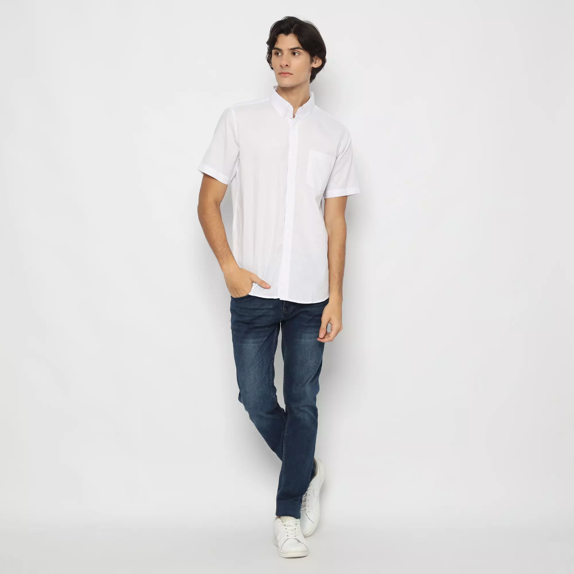 Platini Kemeja Pria Polos Lengan Pendek Katun Oxford Putih 1069