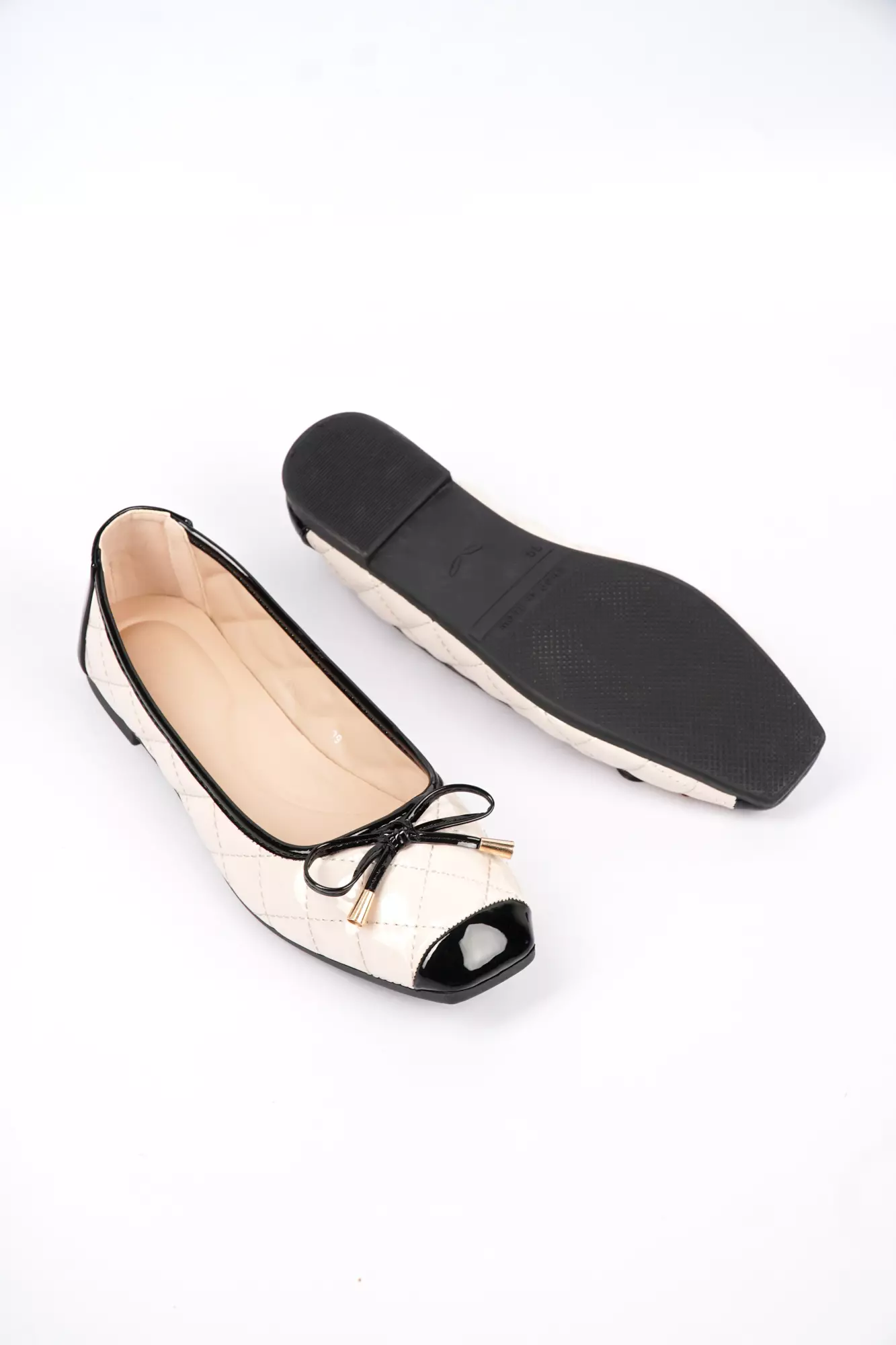 Blow Boja Flats Shoes Wanita MINNIK 0020