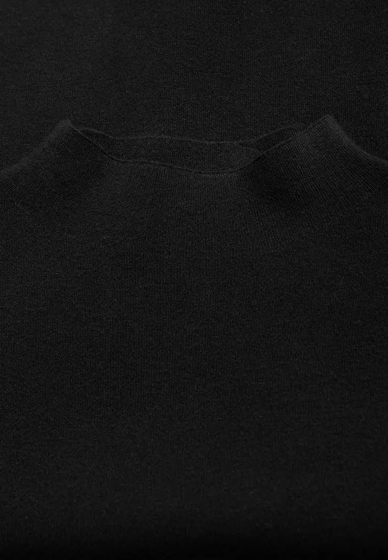 Knitted Sweater with Perkins Neck