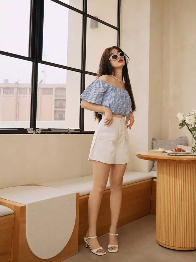 Two-way wear off-shoulder plaid short-sleeve cropped top [AB18156]