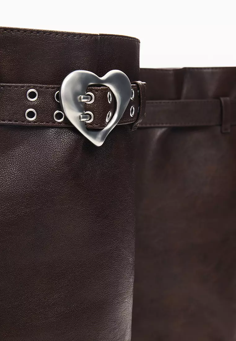 Jual Desigual Heart Buckle Long Boots Original 2026 | ZALORA Indonesia