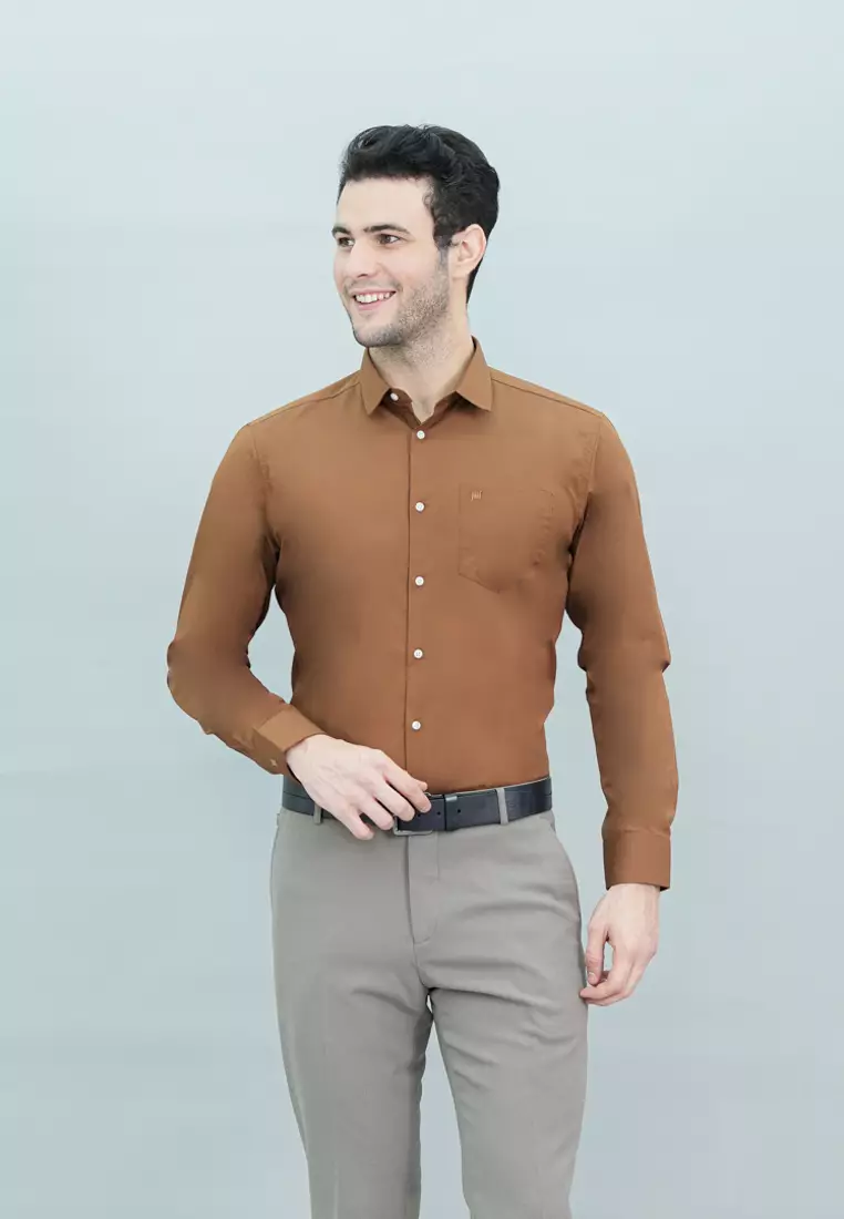Johnwin - Kemeja Formal Basic - Lengan Panjang Warna Coklat FSH.650.Q251.971.C-L/S