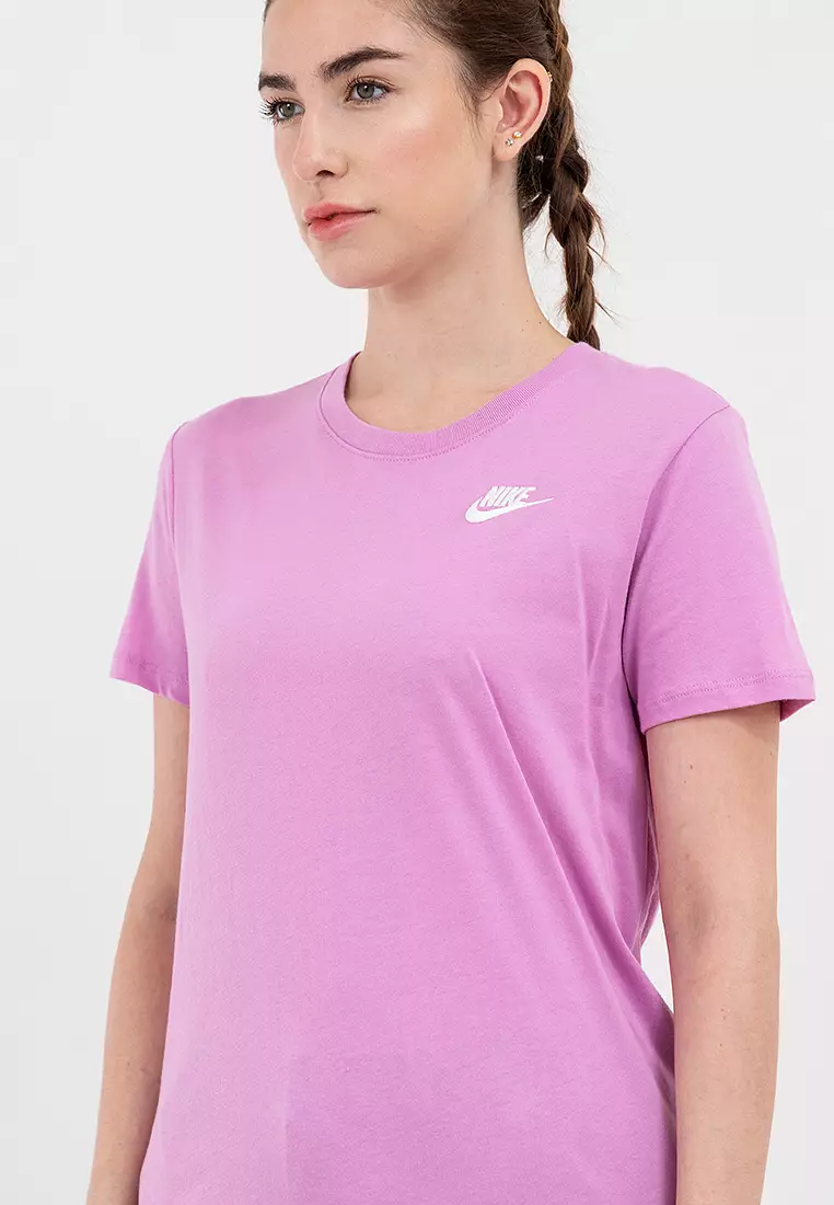 Sportswear Club Essentials Women's T-Shirt