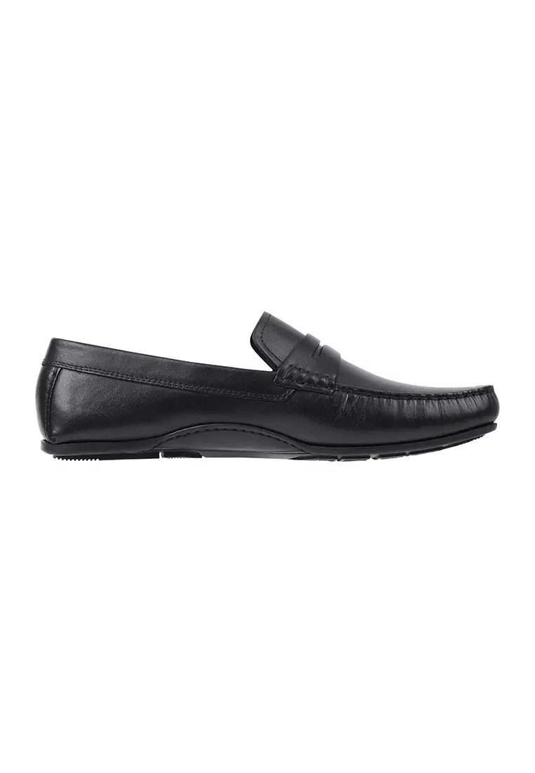 Discount on Tommy Hilfiger  shoes - SKU: Men's Signature Leather Slip-On Loafers