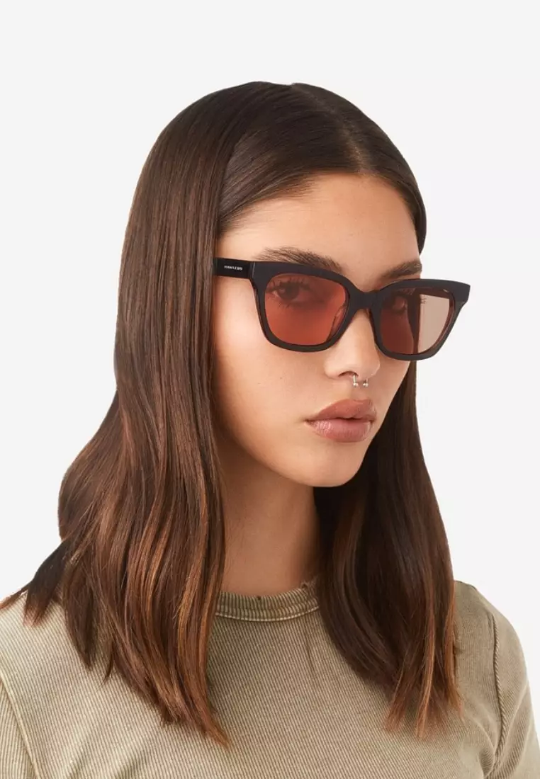 HAWKERS Dark Grey Sandstone Oasis Sunglasses For Men And Women, Unisex. Official Product Designed In Spain