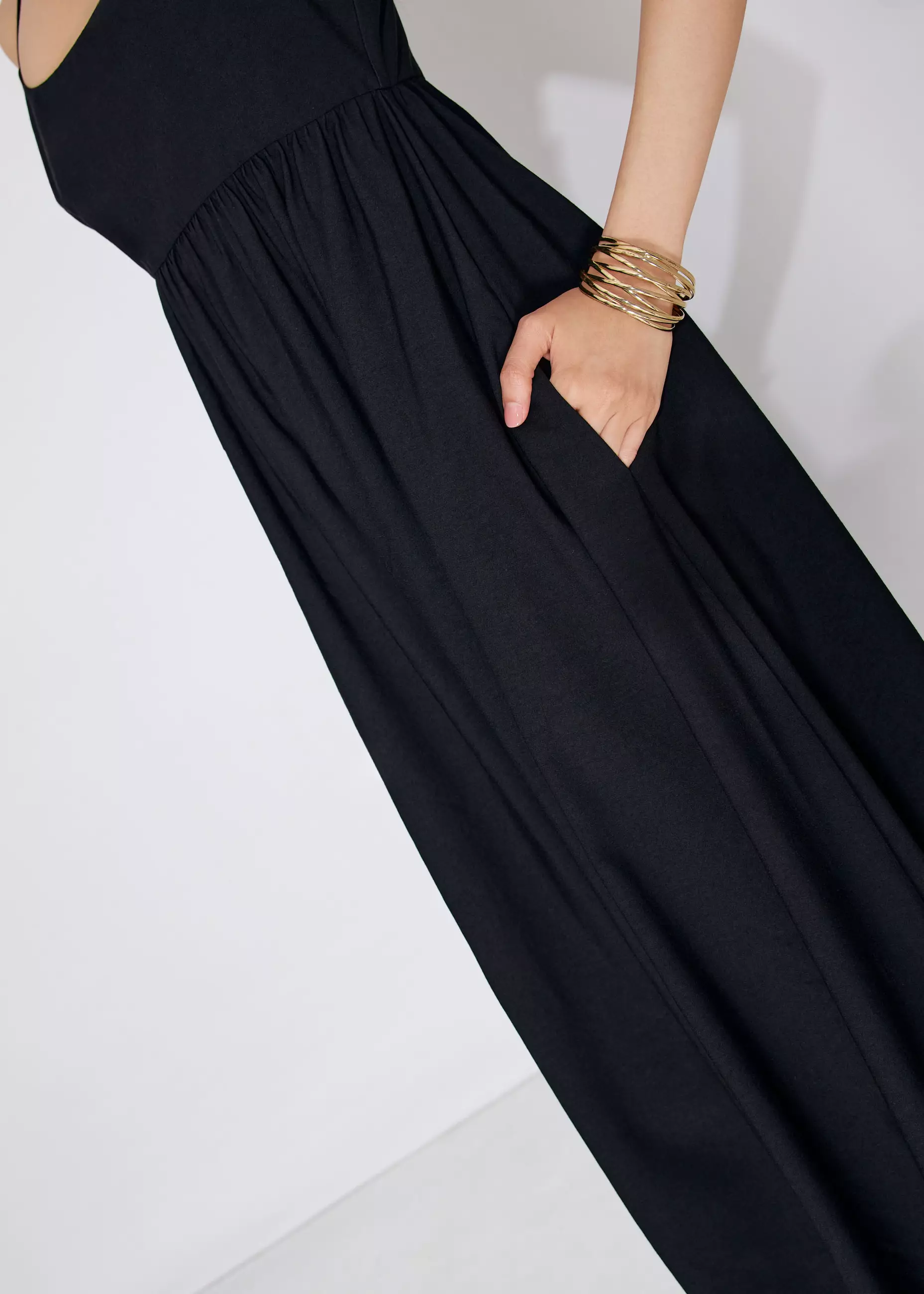 Dress Wanita - Camisole Fit & Flare Maxi Dress