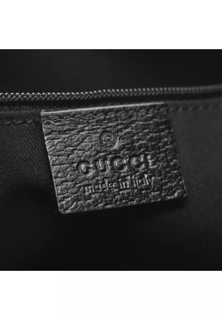 Pre-Loved Gucci one shoulder bag Nylon leather black