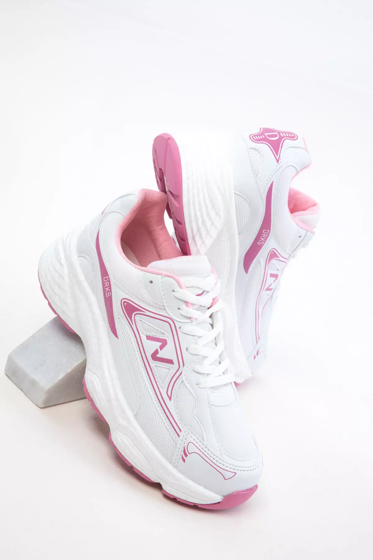 White-Fuchsia Women's Sneaker 20762