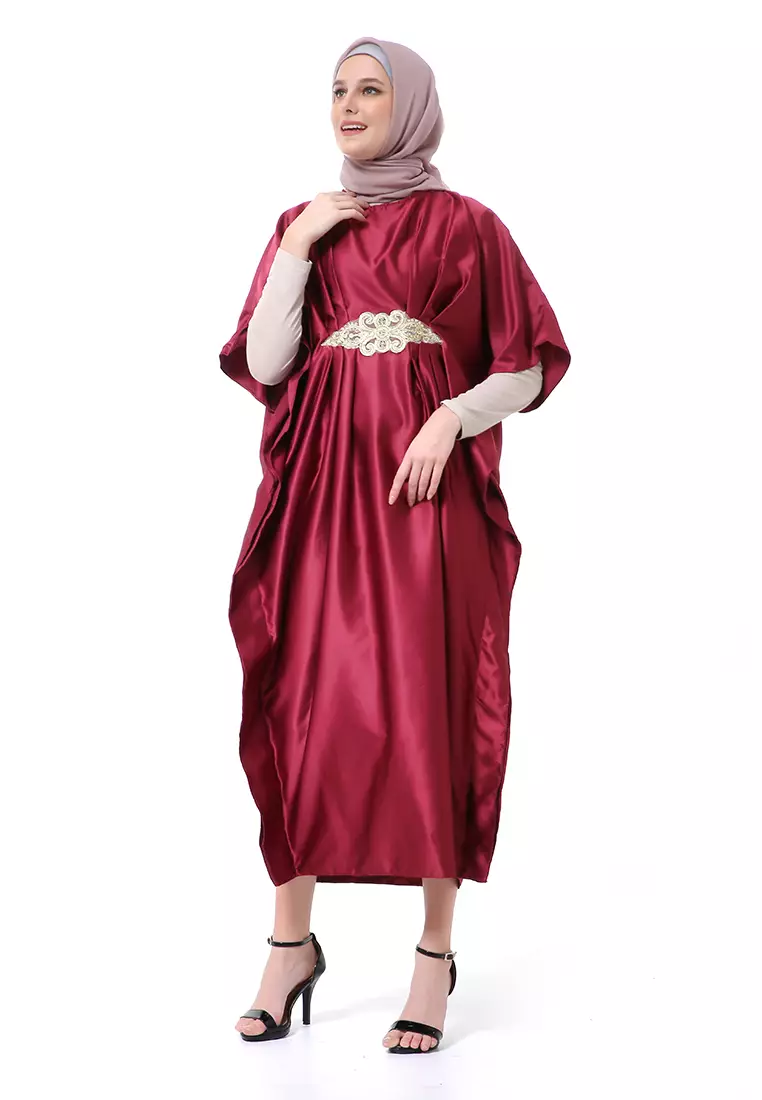 Illona Kaftan Dress Premium Fashion Muslimah Motif Polos Regular Fit - Maroon