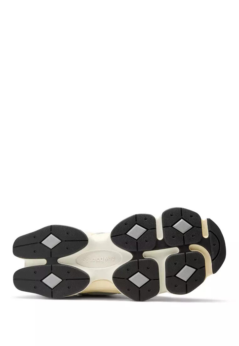 9060 Classic Lifestyle Shoes