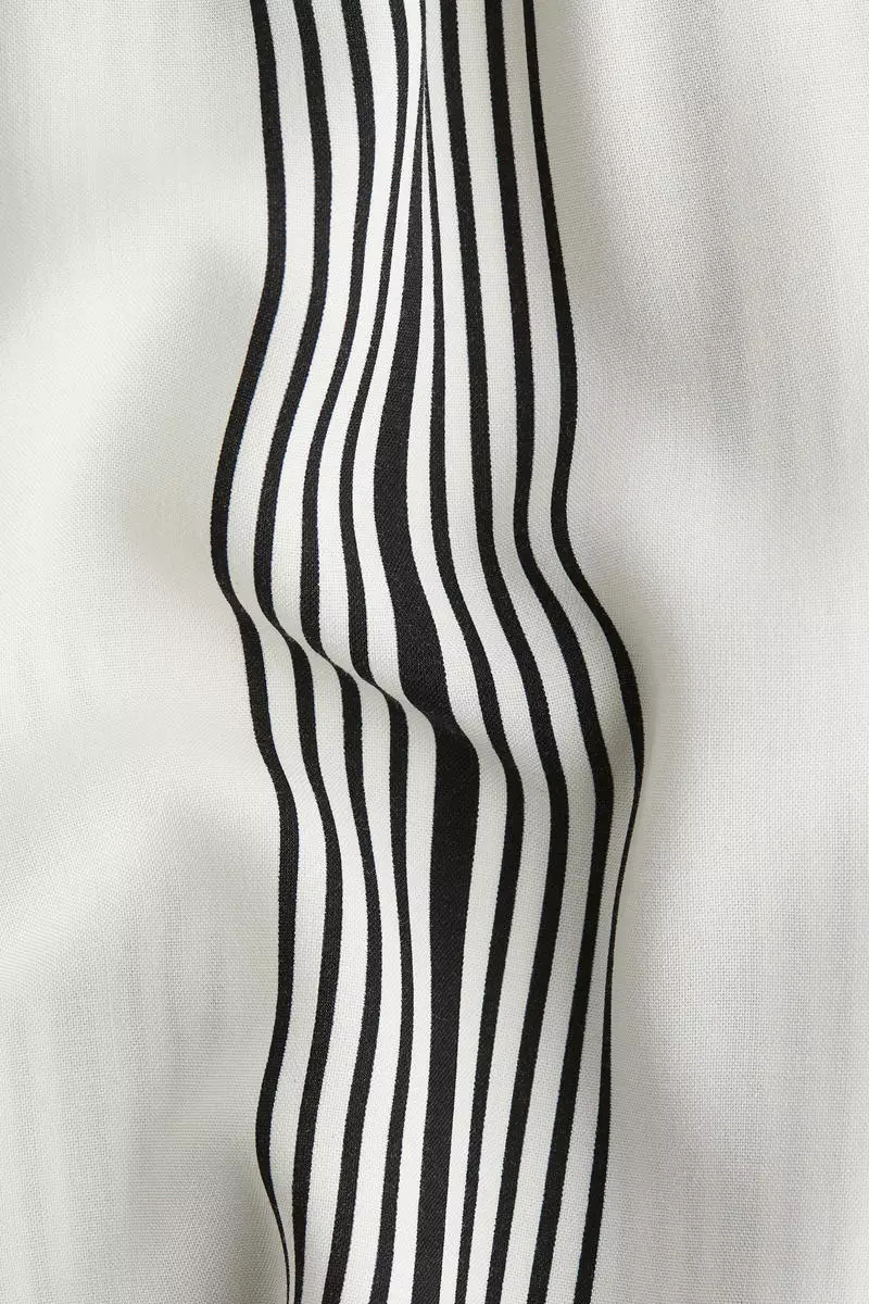 Cropped pull-on trousers