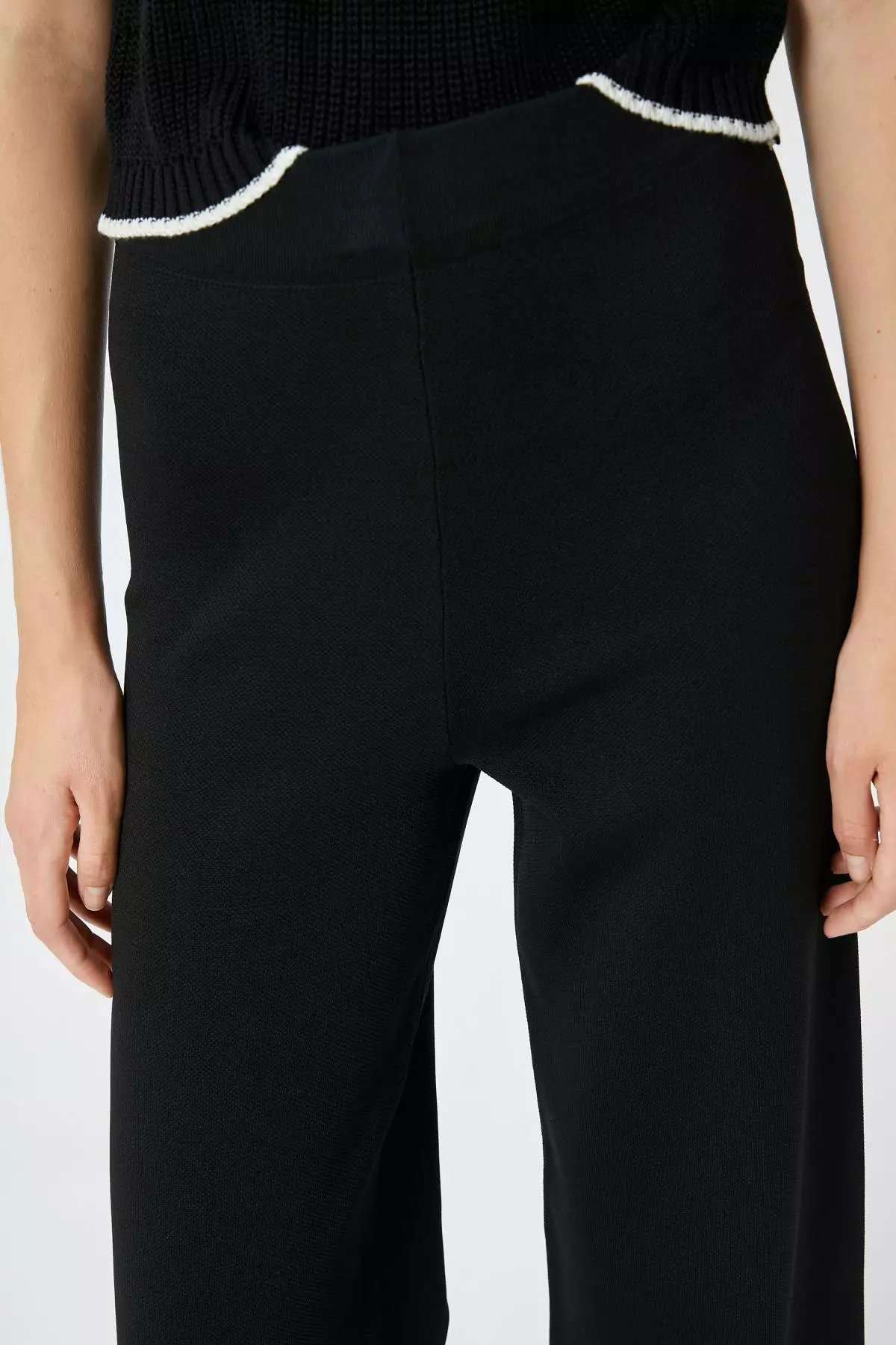 新品未開封✮HYEON blossom pants / black HYEON (ヘヨン) official online store