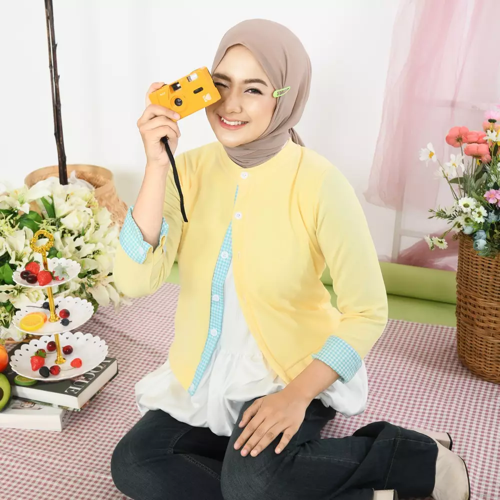 Listy Cardigan Knit - Soft Yellow M19682 R27S6