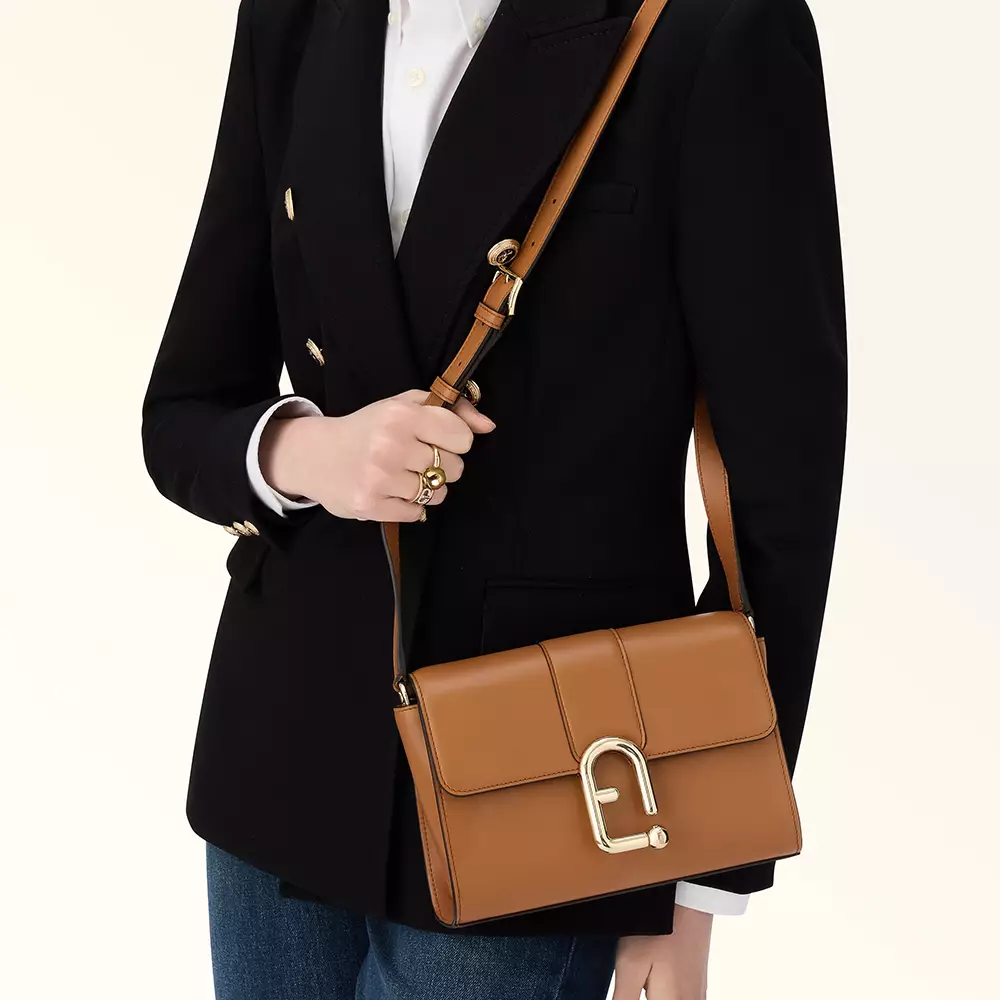 Urban Small Crossbody Bag Brandy