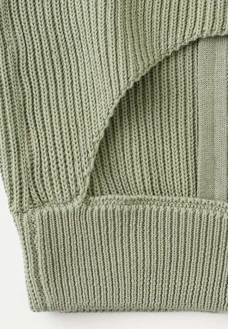 Ribbed Knitted Top With Zip