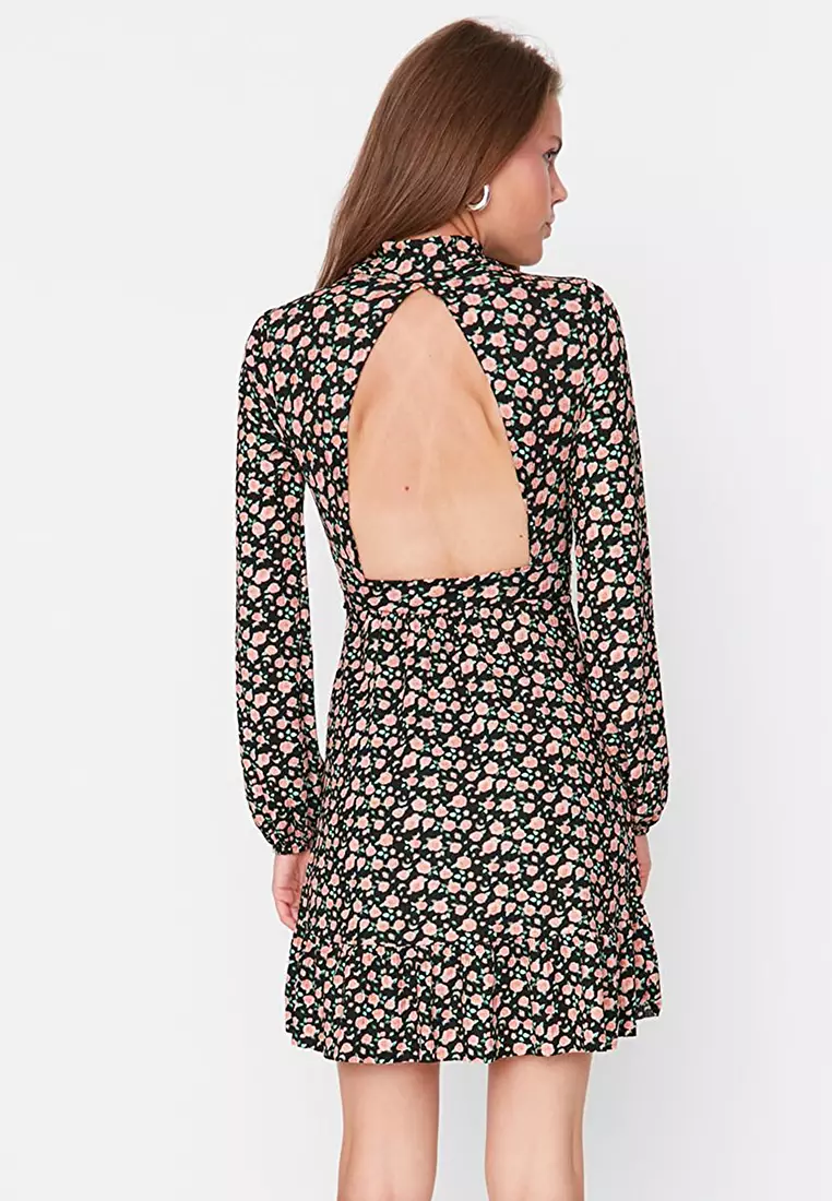 網上選購Trendyol Ruffled Open Back Printed Dress 2024 系列| ZALORA香港