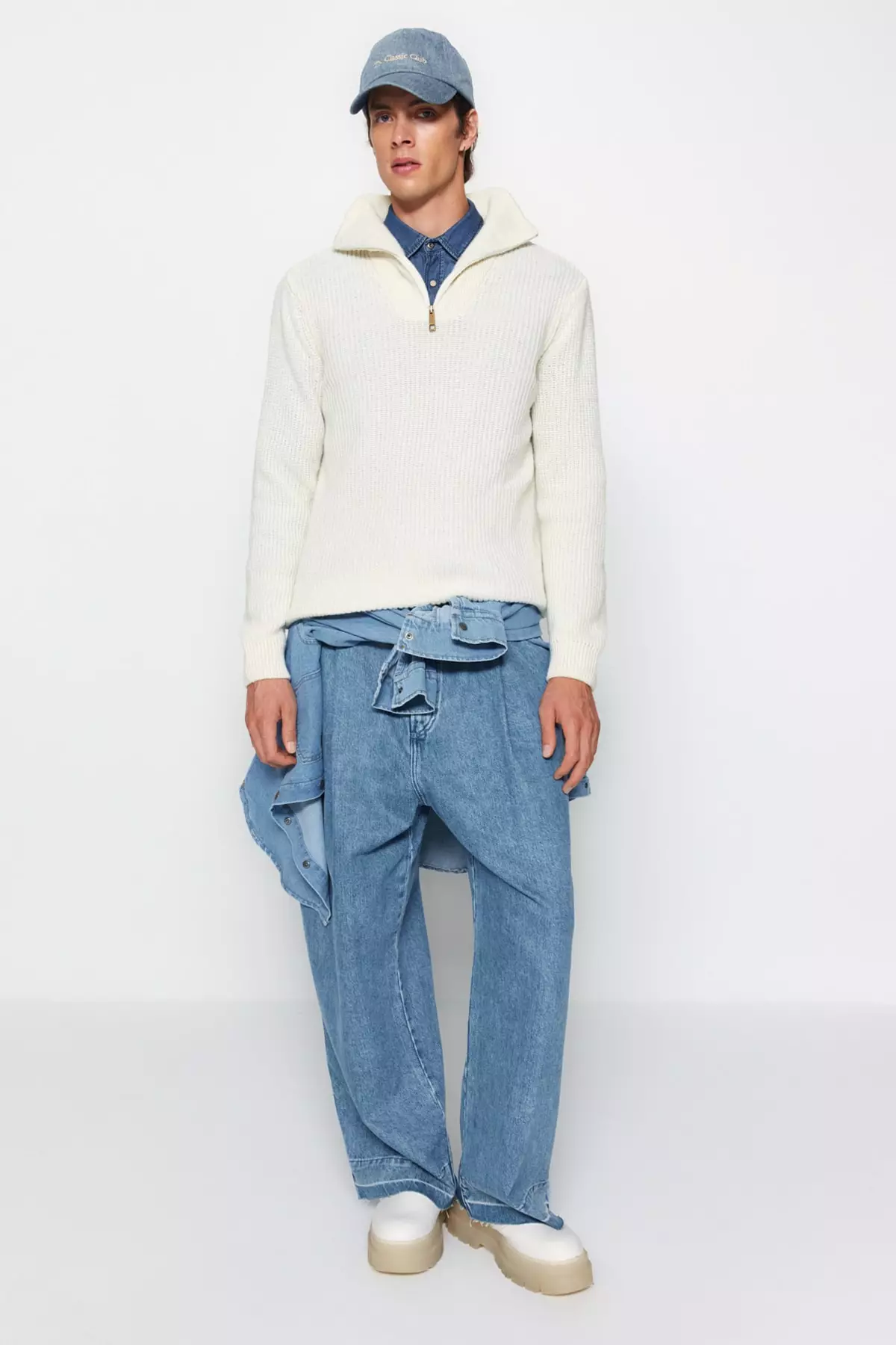 Regular Fit Zip Sweater