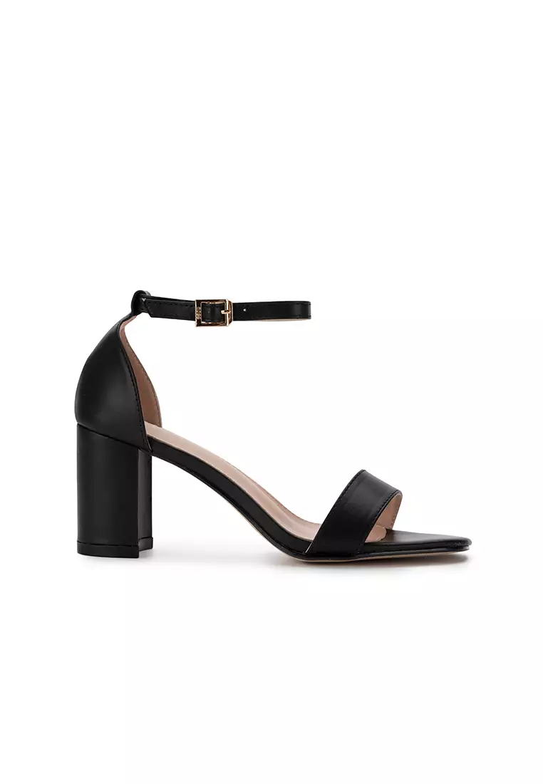 Chunky heel new arrivals strap sandals