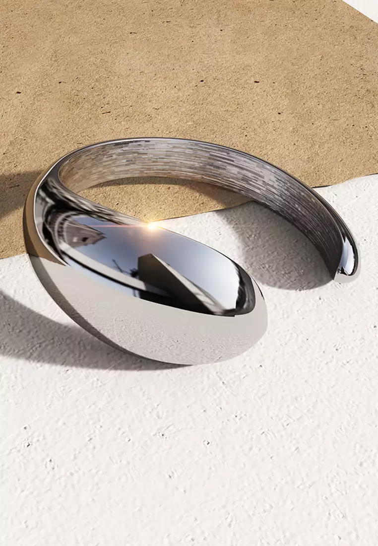 Elan Irregular Open Claw White Gold Ring