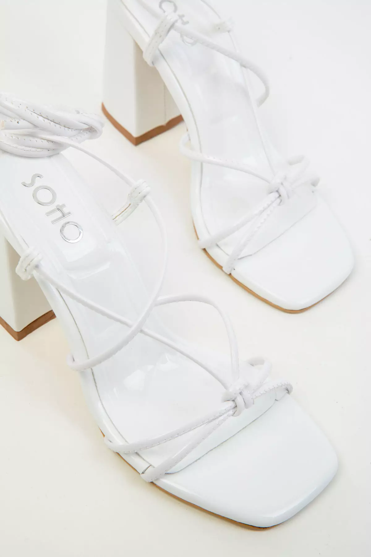 White Patent Leather Women'S Classic Heeled Shoes 20324
