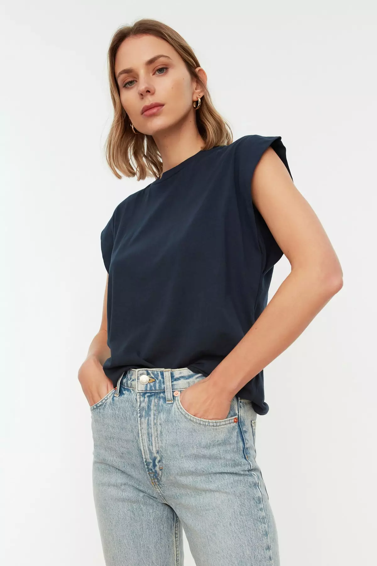 Wide Shoulder Muscle Tank Top