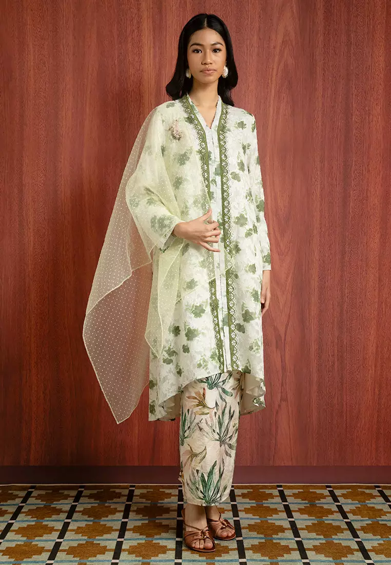 NADIA KEBARUNG SET WITH SHAWL