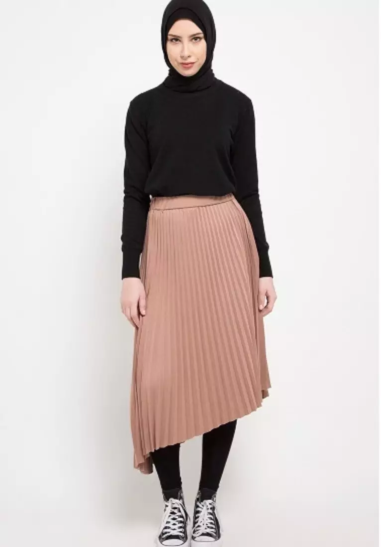 Asymetrical Plisket Skirt