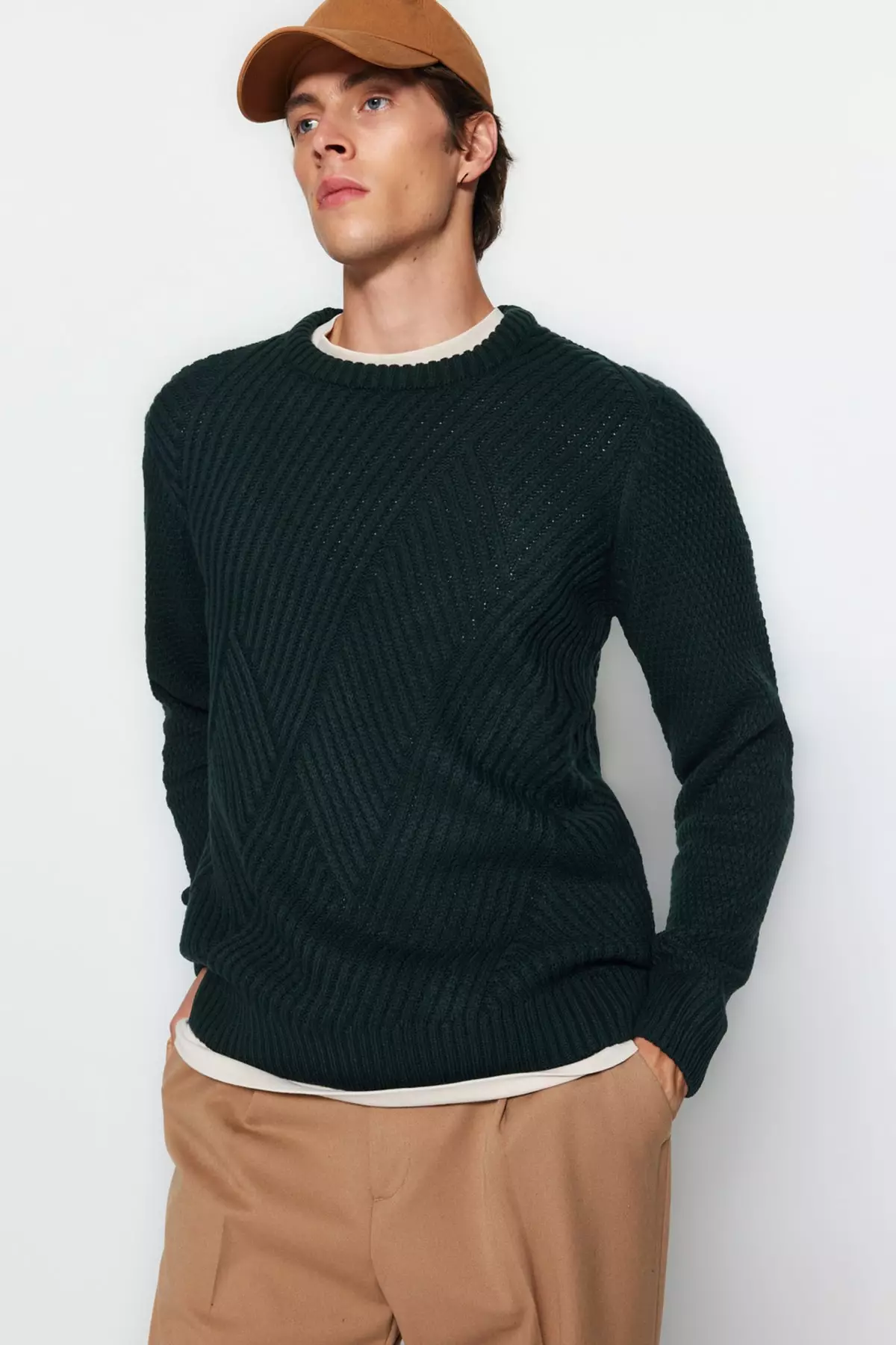 Men's green crew neck top sweater